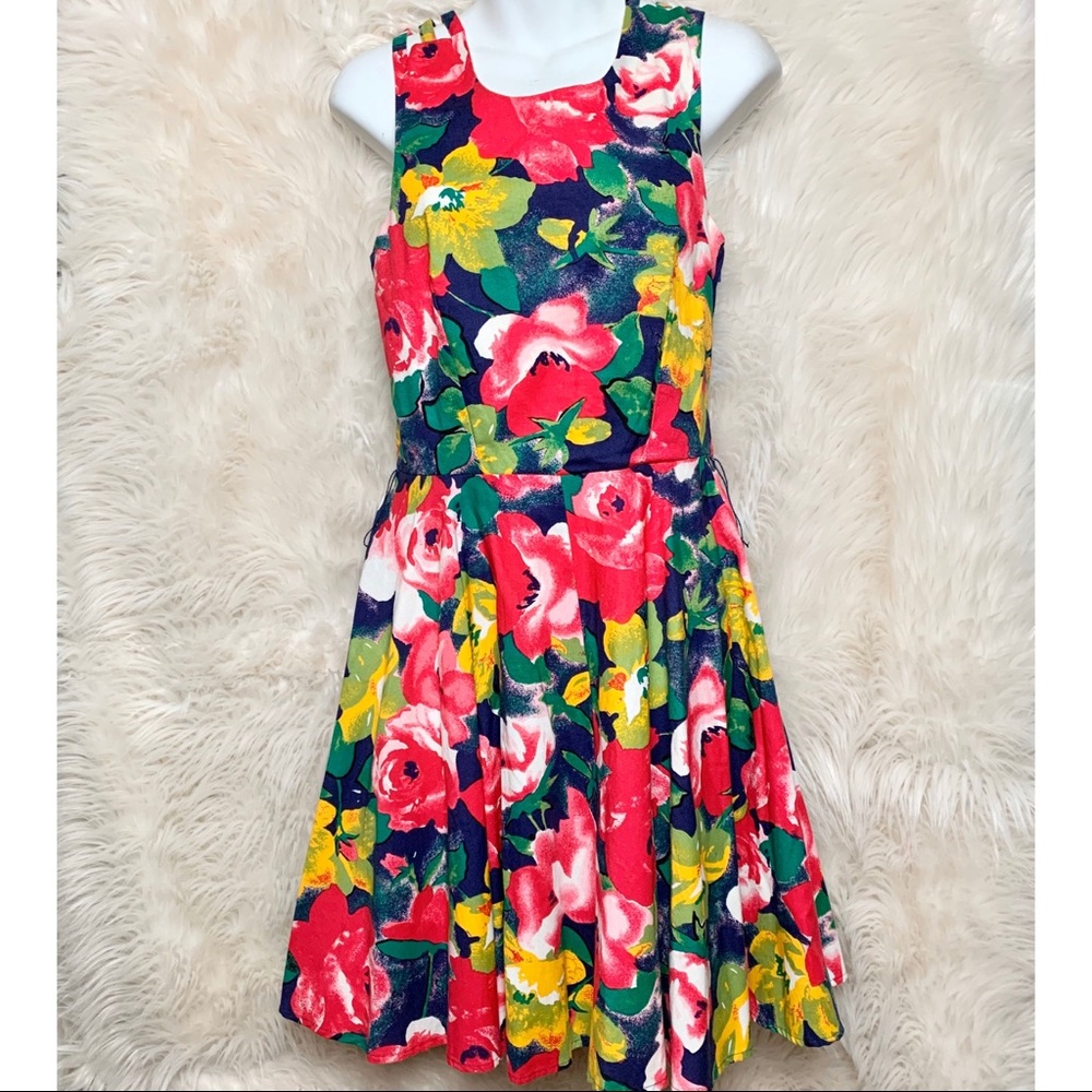 ROBINSON’S Vintage Floral Sleeveless Dress